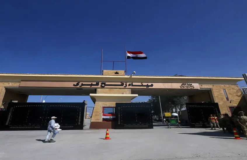 مصر تحذر بعد إعلان إسرائيل فتح معبر رفح: تهجير الفلسطينيين خط أحمر